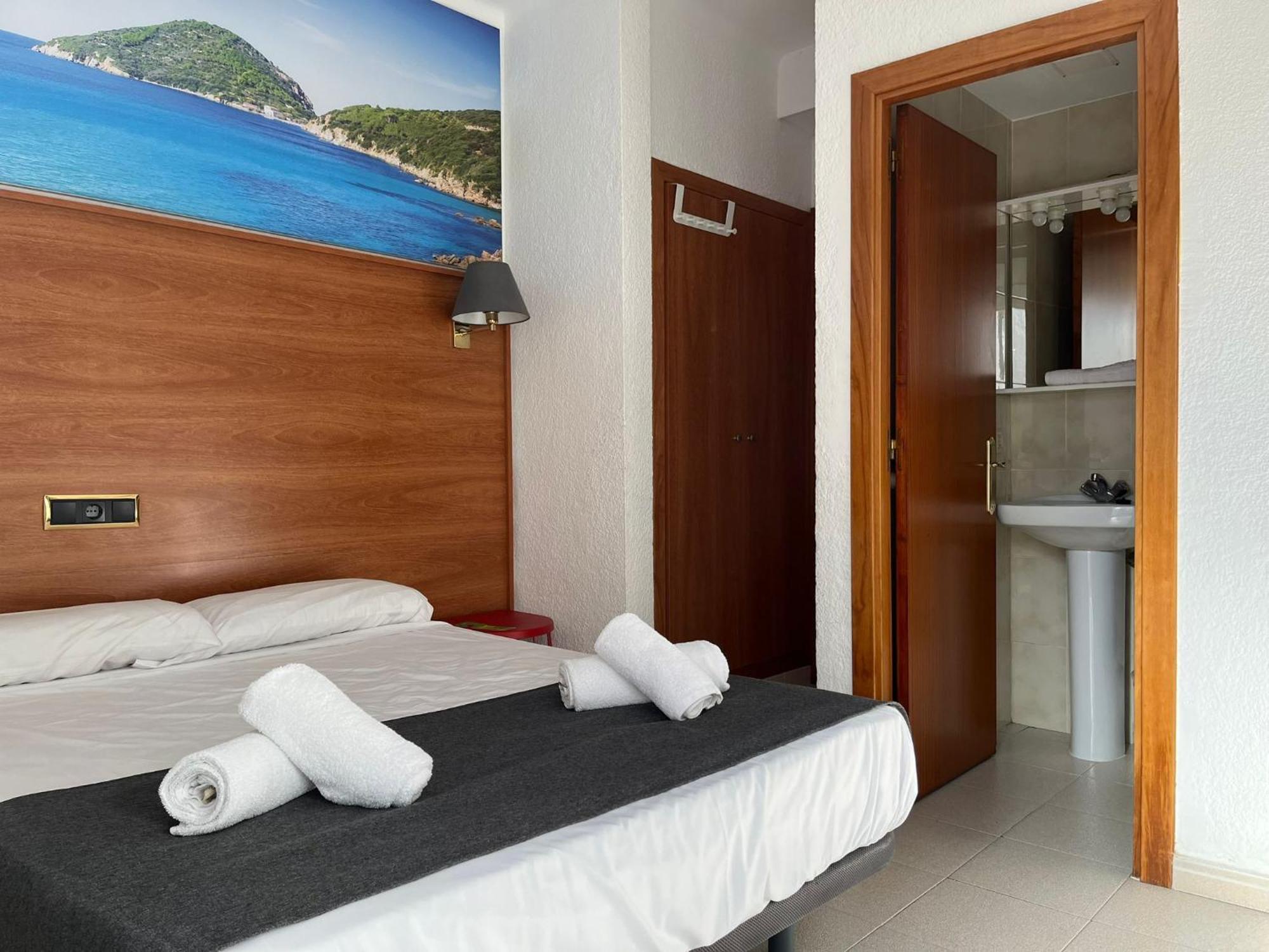 Hotel Maremagnum โยเรตเดมาร์ ภายนอก รูปภาพ