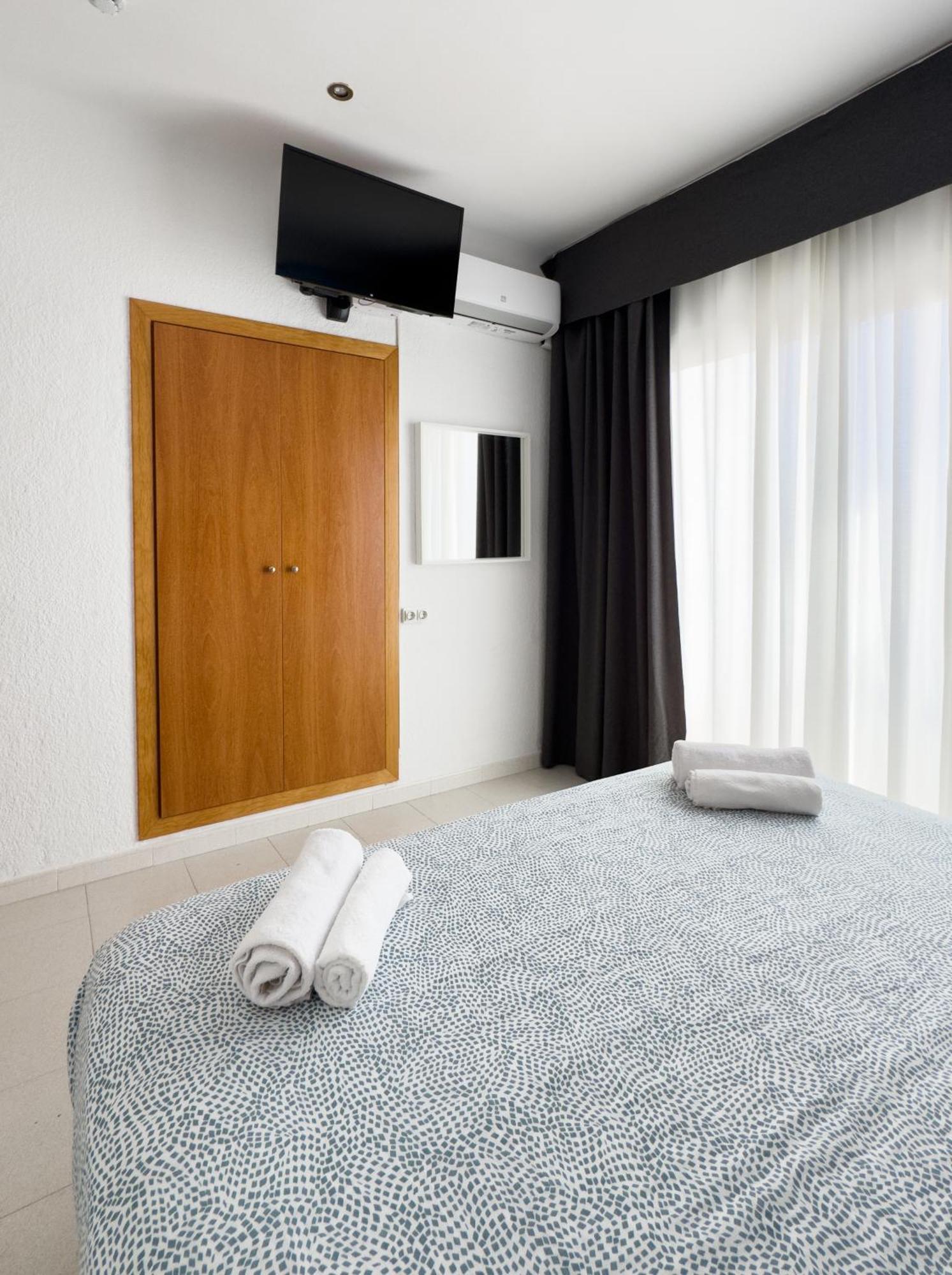 Hotel Maremagnum โยเรตเดมาร์ ภายนอก รูปภาพ