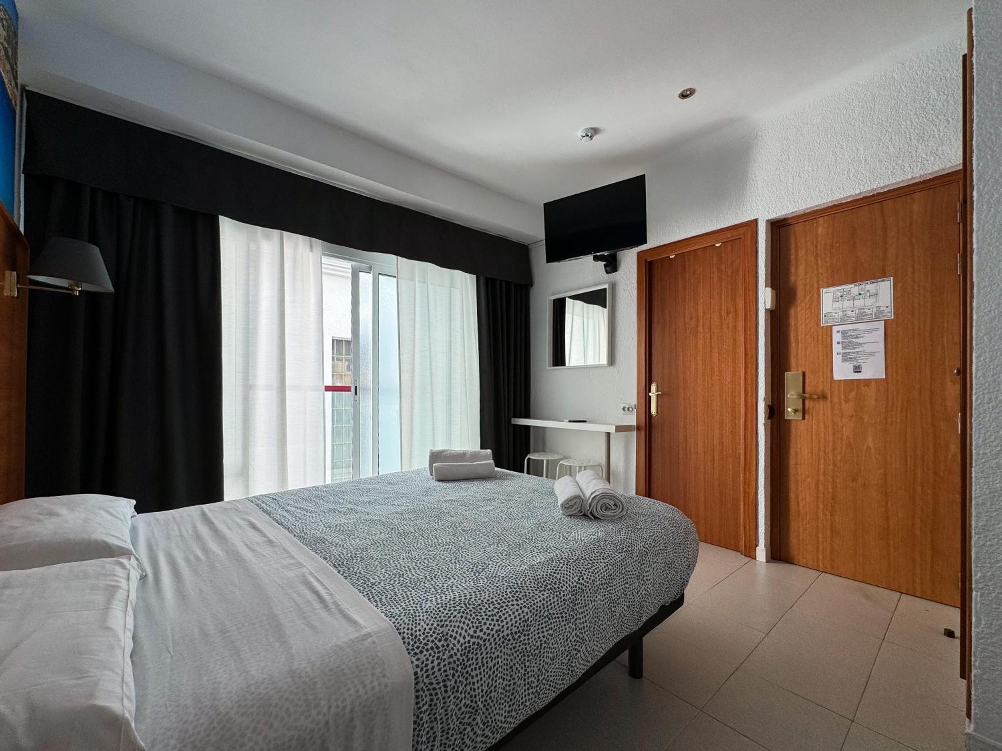 Hotel Maremagnum โยเรตเดมาร์ ภายนอก รูปภาพ