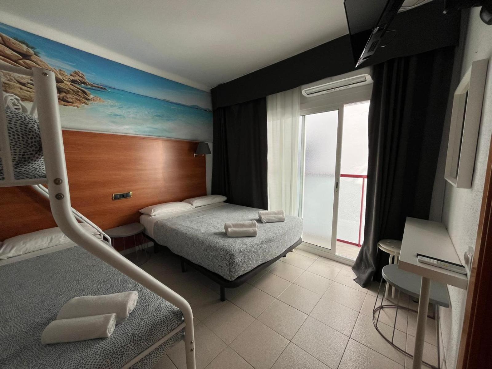 Hotel Maremagnum โยเรตเดมาร์ ภายนอก รูปภาพ