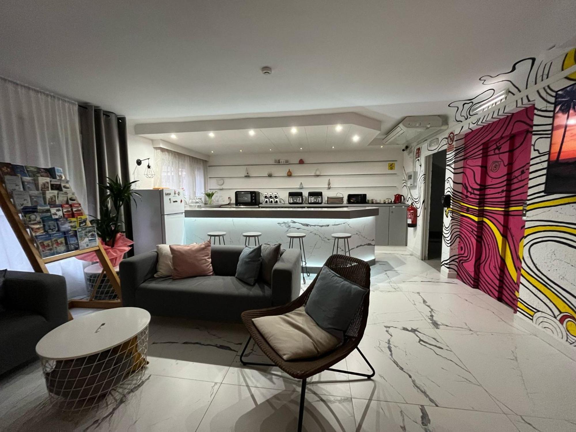 Hotel Maremagnum โยเรตเดมาร์ ภายนอก รูปภาพ