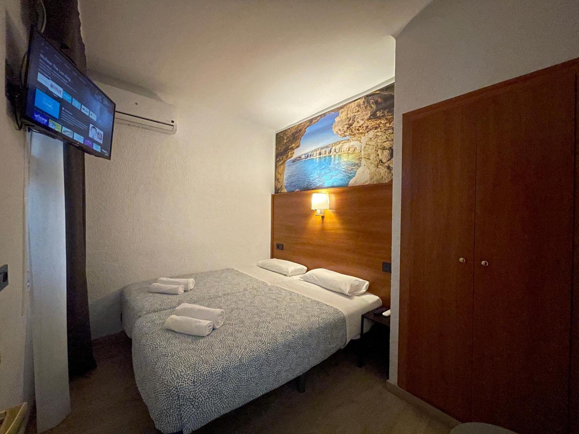 Hotel Maremagnum โยเรตเดมาร์ ภายนอก รูปภาพ